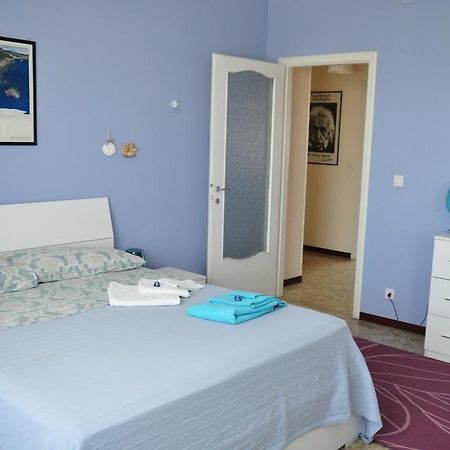 Apartment Montebello Parma Bagian luar foto